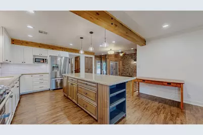 13470 Thousand Oaks Drive, Beaumont, TX 77713 - Photo 8