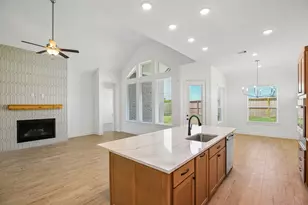 9503 Chateau Hl Dr, Manvel, TX 77578 - Photo 14