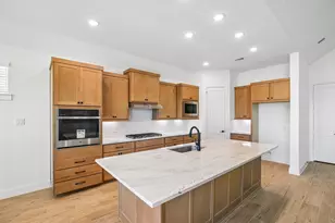 9503 Chateau Hl Dr, Manvel, TX 77578 - Photo 10
