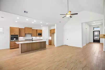 9503 Chateau Hill Drive, Manvel, TX 77578 - Photo 8
