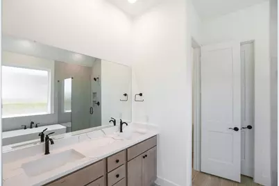 9503 Chateau Hill Drive, Manvel, TX 77578 - Photo 32