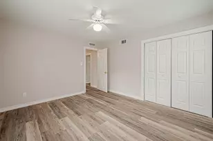 4509 Larch Ln, Bellaire, TX 77401 - Photo 22