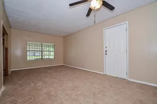 5515 Flamingo Dr, Houston, TX 77033 - Photo 20