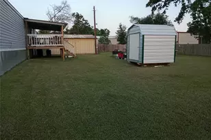 229 E Yaupon Oak, Onalaska, TX 77360 - Photo 14