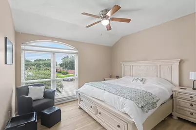 4003 Waterwood Drive, Baytown, TX 77521 - Photo 16