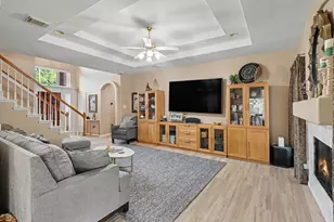 4003 Waterwood Dr, Baytown, TX 77521 - Photo 4