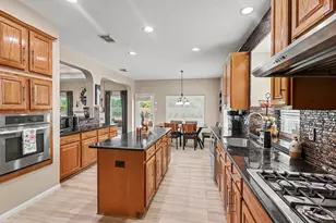 4003 Waterwood Dr, Baytown, TX 77521 - Photo 8