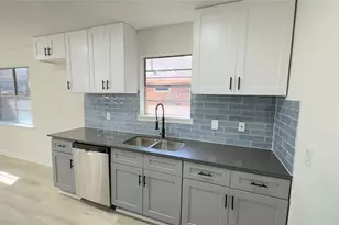 829 Canfield St, Liberty, TX 77575 - Photo 4