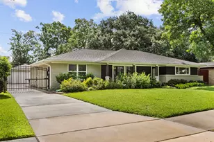 11111 Atwell Dr, Houston, TX 77096 - Photo 2