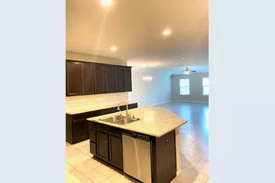 2114 Tannin Trace, Fresno, TX 77545 - Photo 2