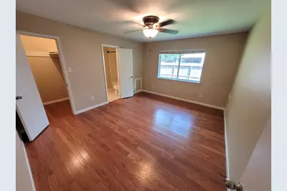 22 W Broken Oak Ct, The Woodlands, TX 77381 - Photo 6