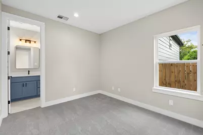 5822 Highland Sun Lane, Houston, TX 77091 - Photo 12