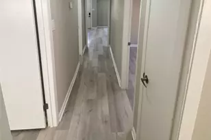 8212 Tavenor Ln, Houston, TX 77075 - Photo 6