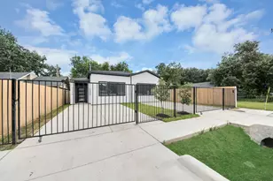 3724 Rebecca St, Houston, TX 77021 - Photo 4