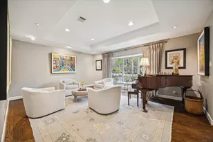 10043 Longmont Dr, Houston, TX 77042 - Photo 4