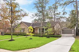 10043 Longmont Dr, Houston, TX 77042 - Photo 2