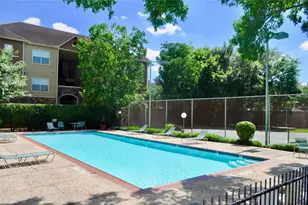 10811 Richmond Ave, Houston, TX 77042 - Photo 26