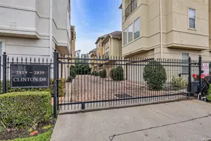 2835 Clinton Dr, Houston, TX 77020 - Photo 2