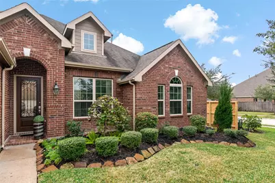 5310 Savannah Bend Drive, Rosharon, TX 77583 - Photo 2