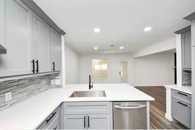 16527 N Mist Drive, Houston, TX 77073 - Photo 10