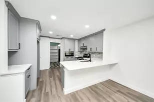 16527 N Mist Dr, Houston, TX 77073 - Photo 6