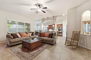 18115 Oliveria Way, Houston, TX 77044 - Photo 12
