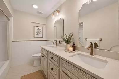 12411 Pinerock Lane, Houston, TX 77024 - Photo 36