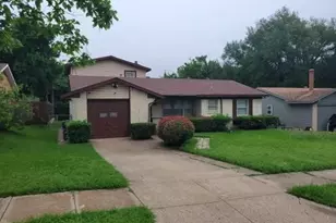 8515 Foxwood Ln, Dallas, TX 75217 - Photo 4
