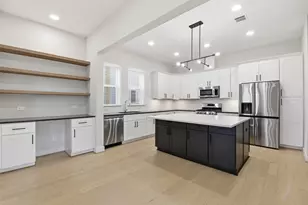 2204 Lou Ellen Ln, Houston, TX 77018 - Photo 16