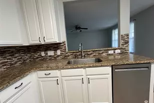 21618 Falvel Lake Dr, Spring, TX 77388 - Photo 8