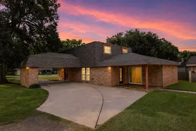2403 Rosebud Street, Nederland, TX 77627 - Photo 1