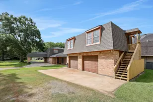 2403 Rosebud St, Nederland, TX 77627 - Photo 36