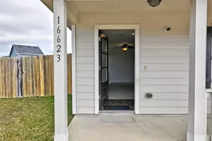 16623 Colleen Pl, Conroe, TX 77306 - Photo 8