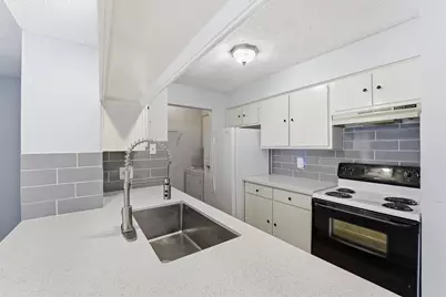 3919 Fairmont Parkway #227, Pasadena, TX 77504 - Photo 10