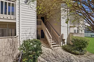 3919 Fairmont Pkwy, Pasadena, TX 77504 - Photo 2