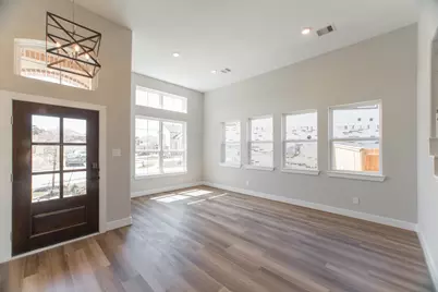 2016 Woodland Park Court, Conroe, TX 77384 - Photo 10