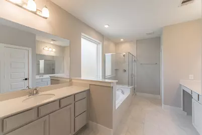 2016 Woodland Park Court, Conroe, TX 77384 - Photo 26
