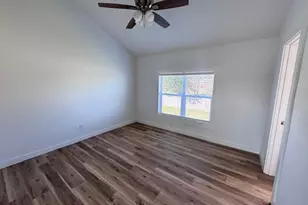 4406 Helen St, Hitchcock, TX 77563 - Photo 18