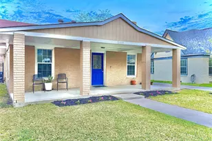 5217 Claremont St, Houston, TX 77023 - Photo 2