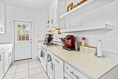 5217 Claremont Street, Houston, TX 77023 - Photo 6