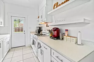 5217 Claremont St, Houston, TX 77023 - Photo 6