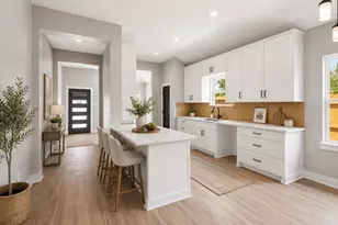 7012 Duan St, Houston, TX 77022 - Photo 4