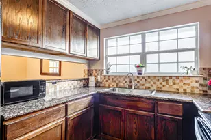3704 Malone Dr, Pasadena, TX 77503 - Photo 8