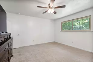 9726 John Bank Dr, Spring, TX 77379 - Photo 20