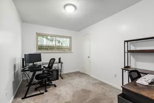 9726 John Bank Dr, Spring, TX 77379 - Photo 26