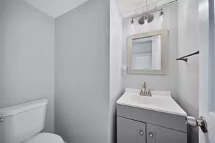 1221 Cedar Post Ln, Houston, TX 77055 - Photo 10