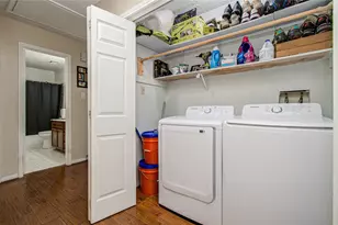 8622 Sparkling Springs Dr, Houston, TX 77095 - Photo 24