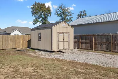 12242 N Chestnut Hills Drive, Conroe, TX 77303 - Photo 38