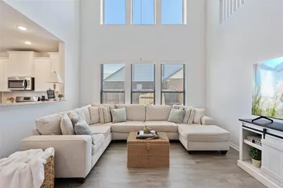 12242 N Chestnut Hills Drive, Conroe, TX 77303 - Photo 8