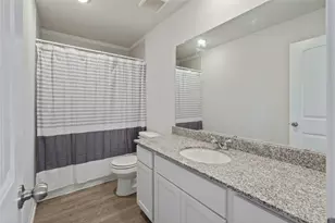 12242 N Chestnut Hls Dr, Conroe, TX 77303 - Photo 22